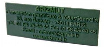 Avec plaque